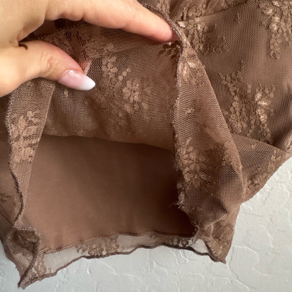 Madden Girl Brown Lace Square Neck Camisole - Picture 5 of 5